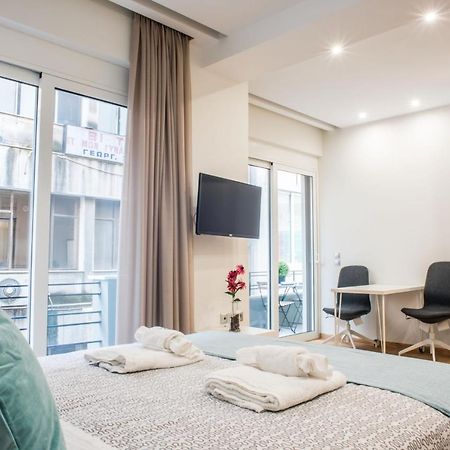 A25 Pristine & Sunny Flat With Balcony At Downtown Athens Apartment ภายนอก รูปภาพ